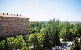 Ibis Salamanca 2*